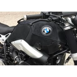 Copri Serbatoio Unit Garage Cover Serbatoio In Crosta Di Cuoio Con Portapacchi Nero -Macna Italia unitgarage coverserbatoio2022 nero 3